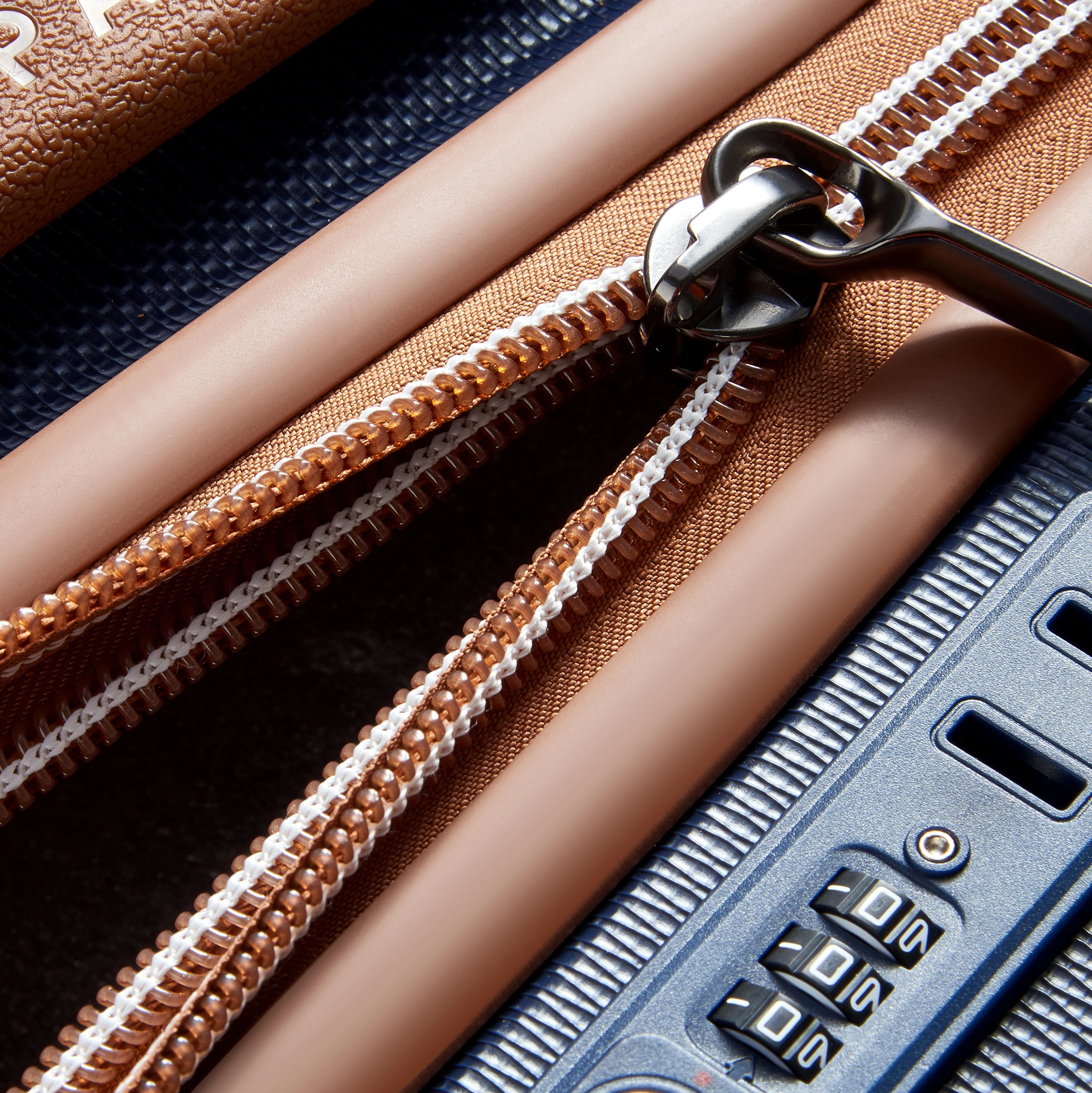 CHATELET AIR 2.0 - M (66cm) - Image 24