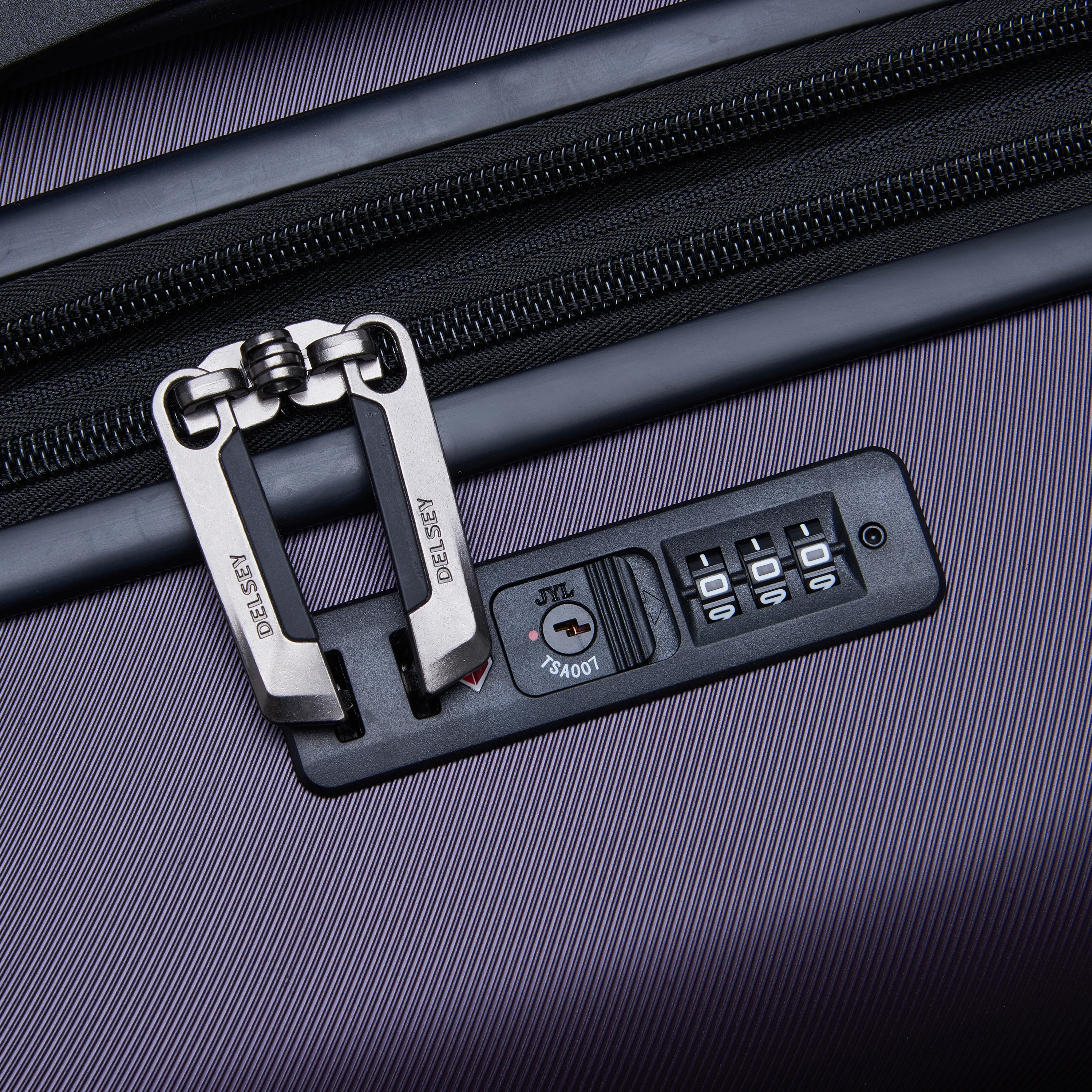 AIR ARMOUR - M Expandable (68cm) - Image 34